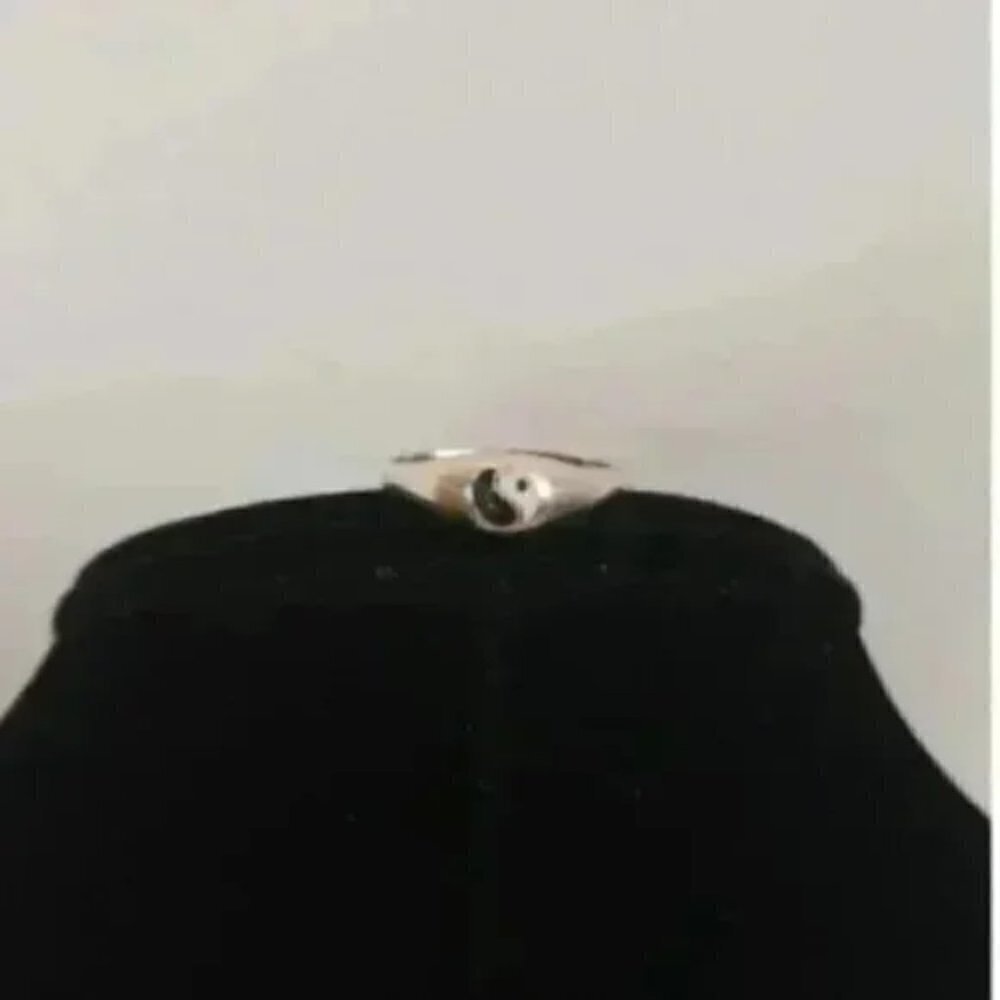 Sterling Silver Yin Yang Enamel Ring
